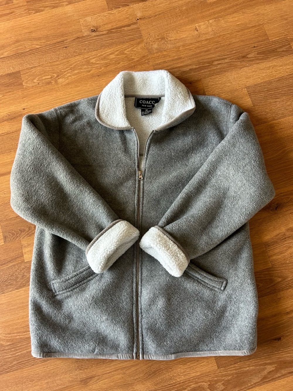 Coacco Women's Gray Zip-Front Sherpa Jacket